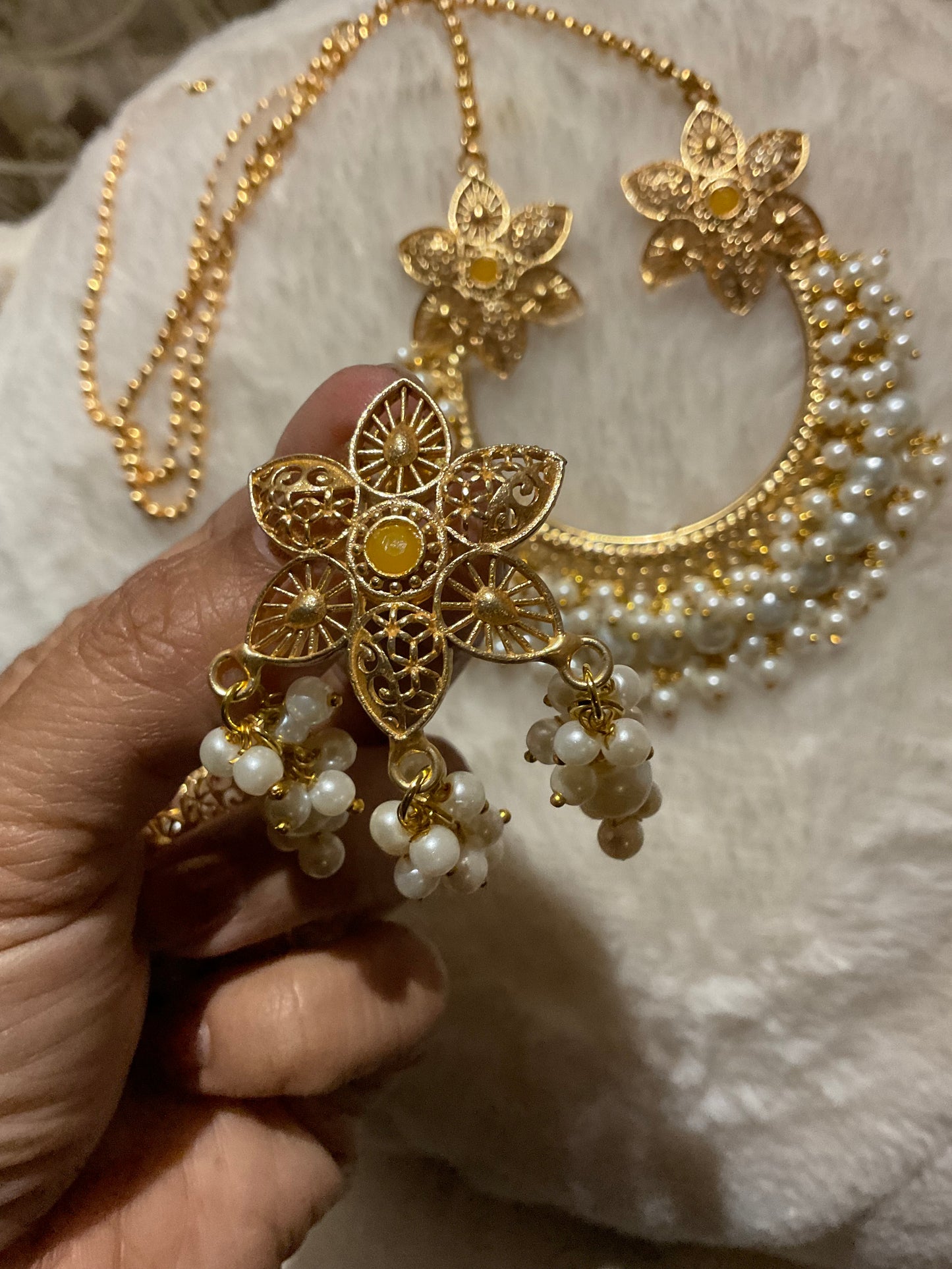 Golden handmade neck piece
