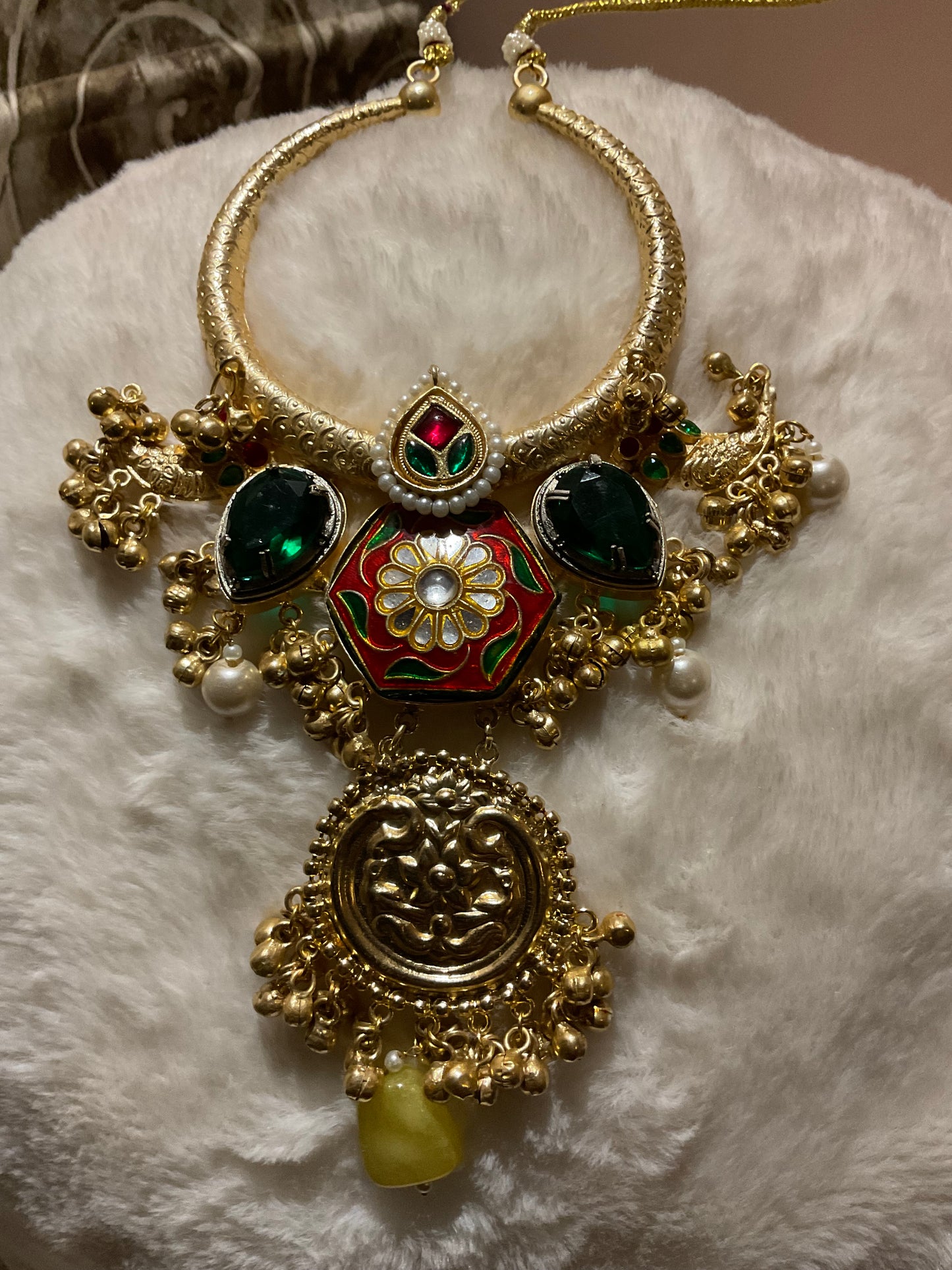 Handmade hasli necklace