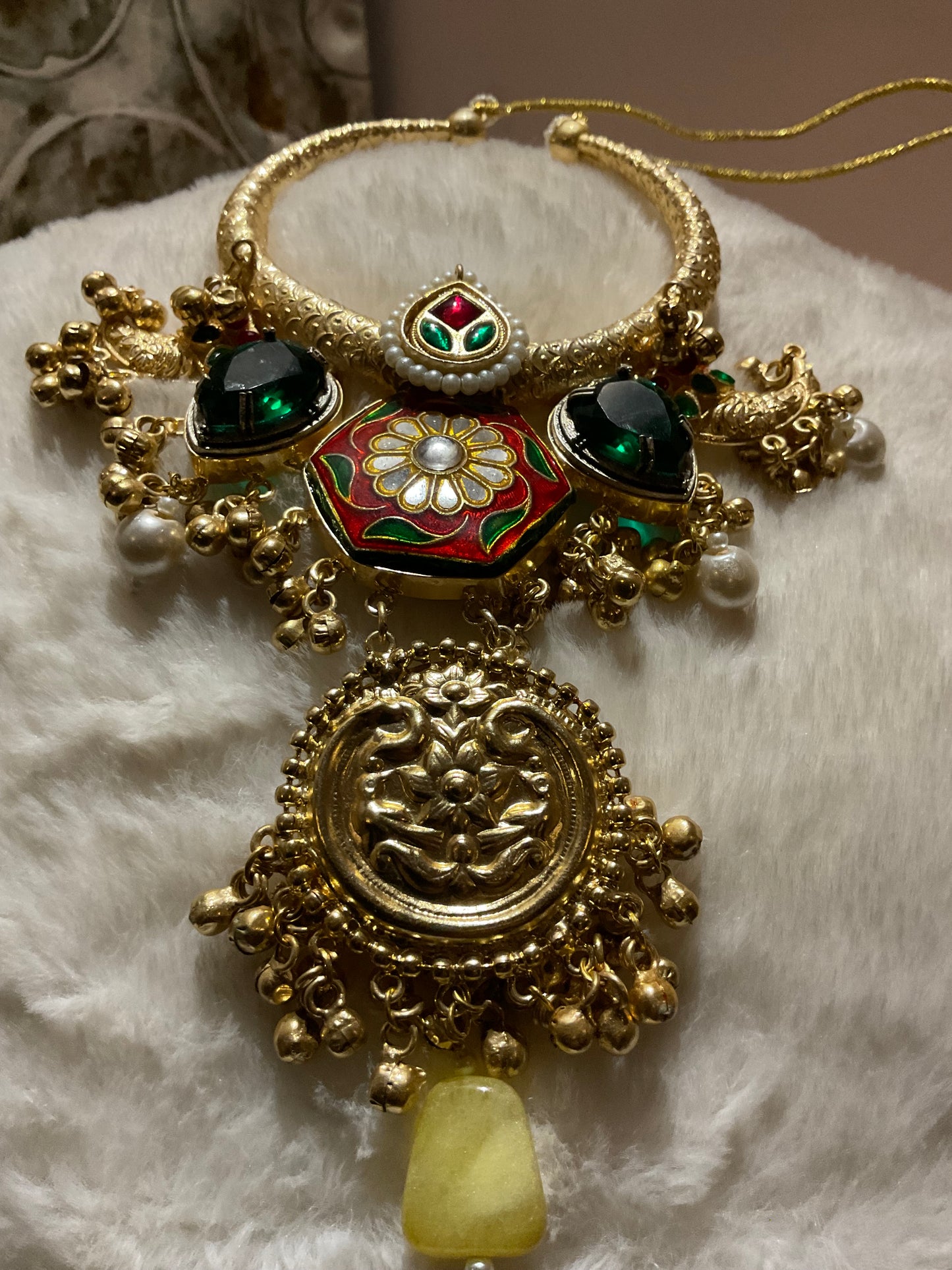 Handmade hasli necklace