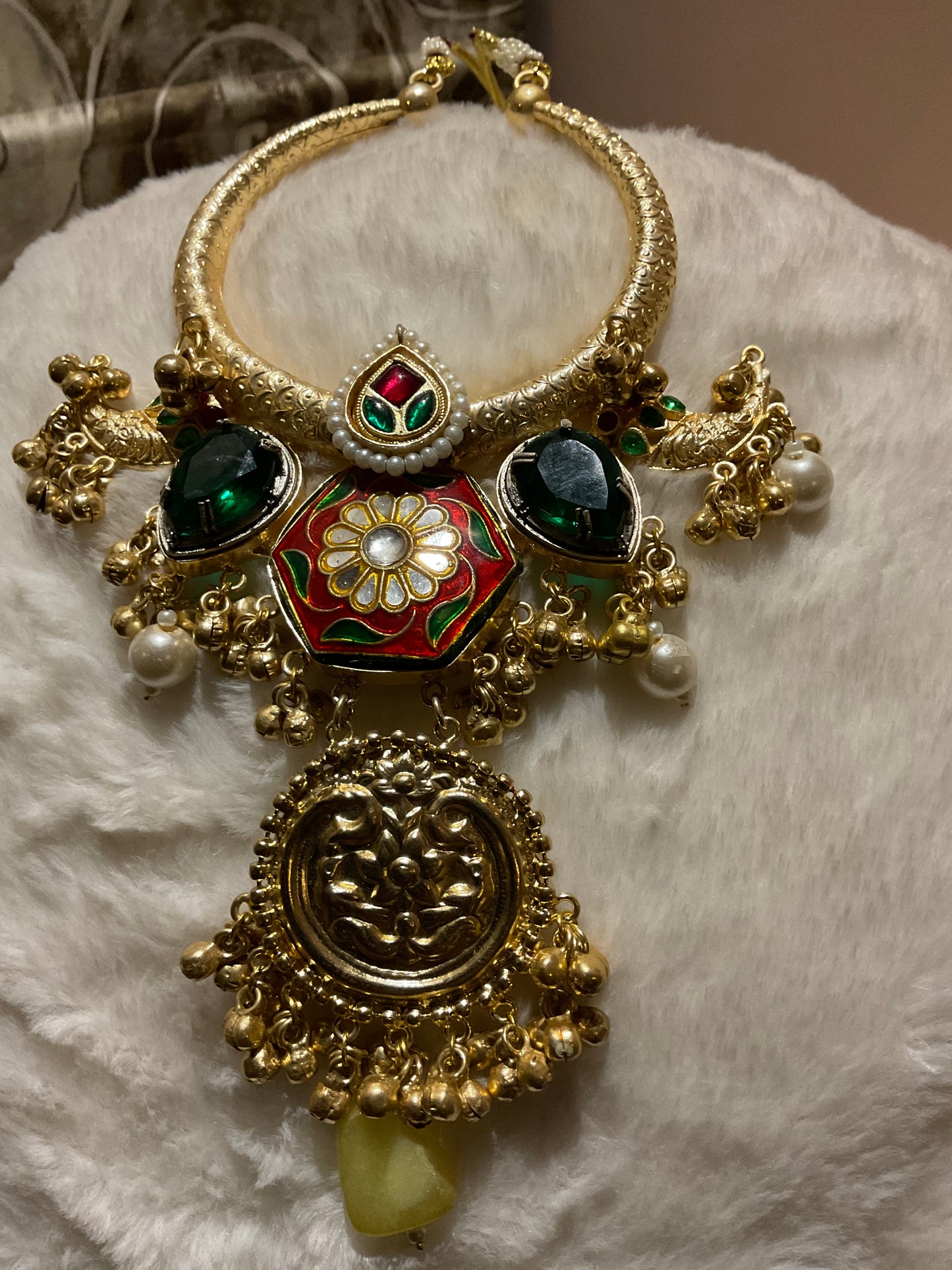 Handmade hasli necklace