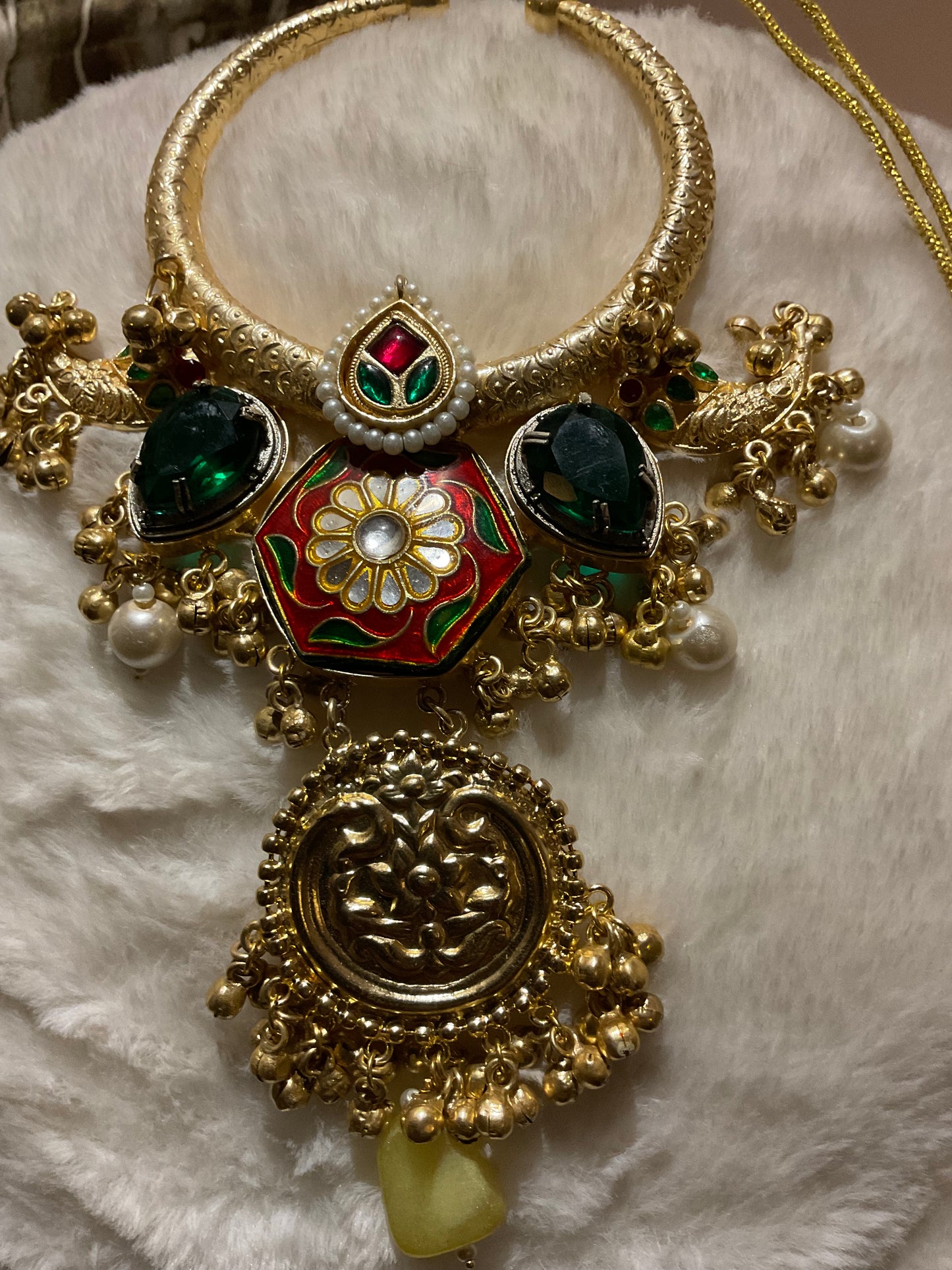 Handmade hasli necklace
