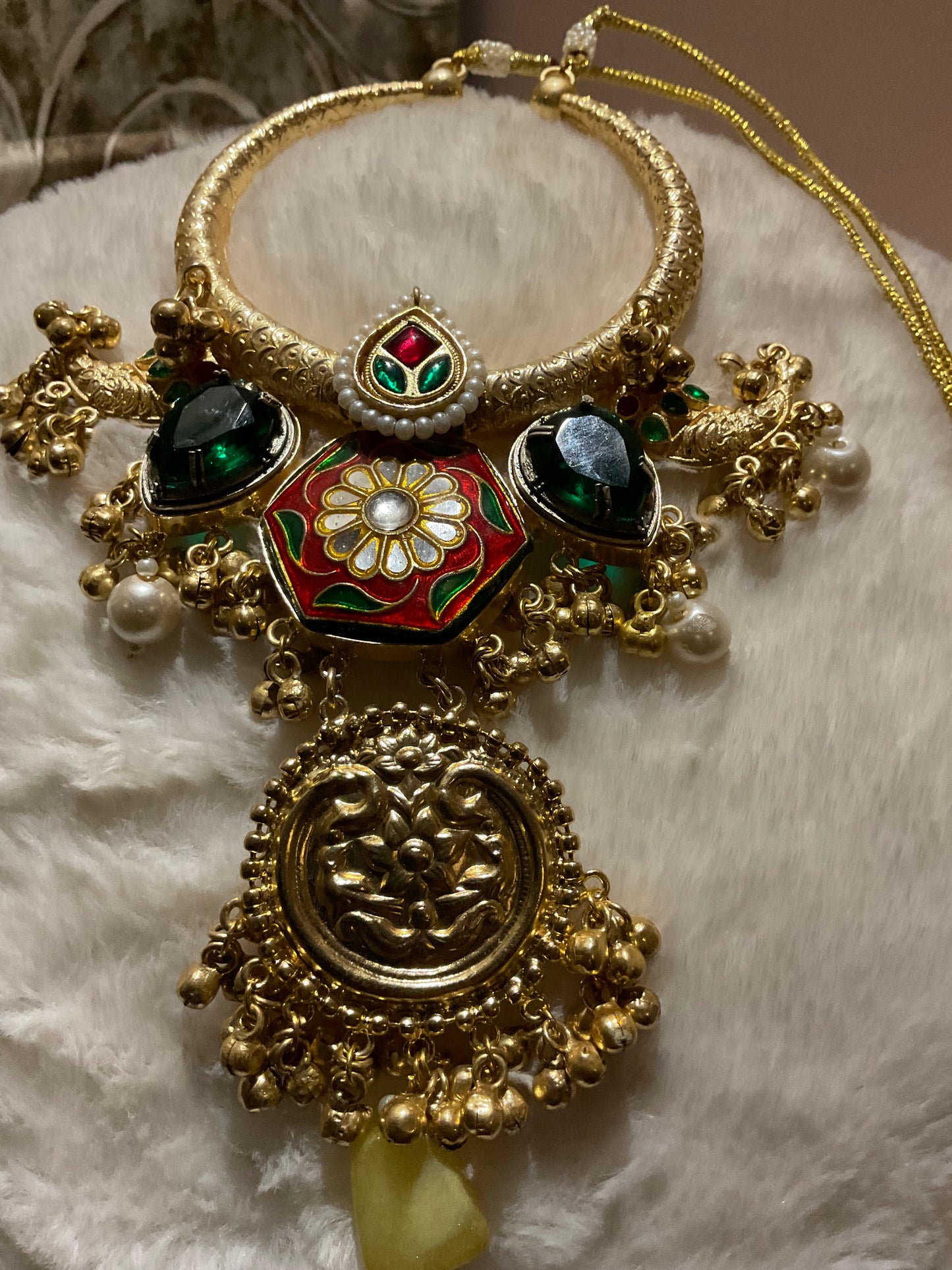 Handmade hasli necklace