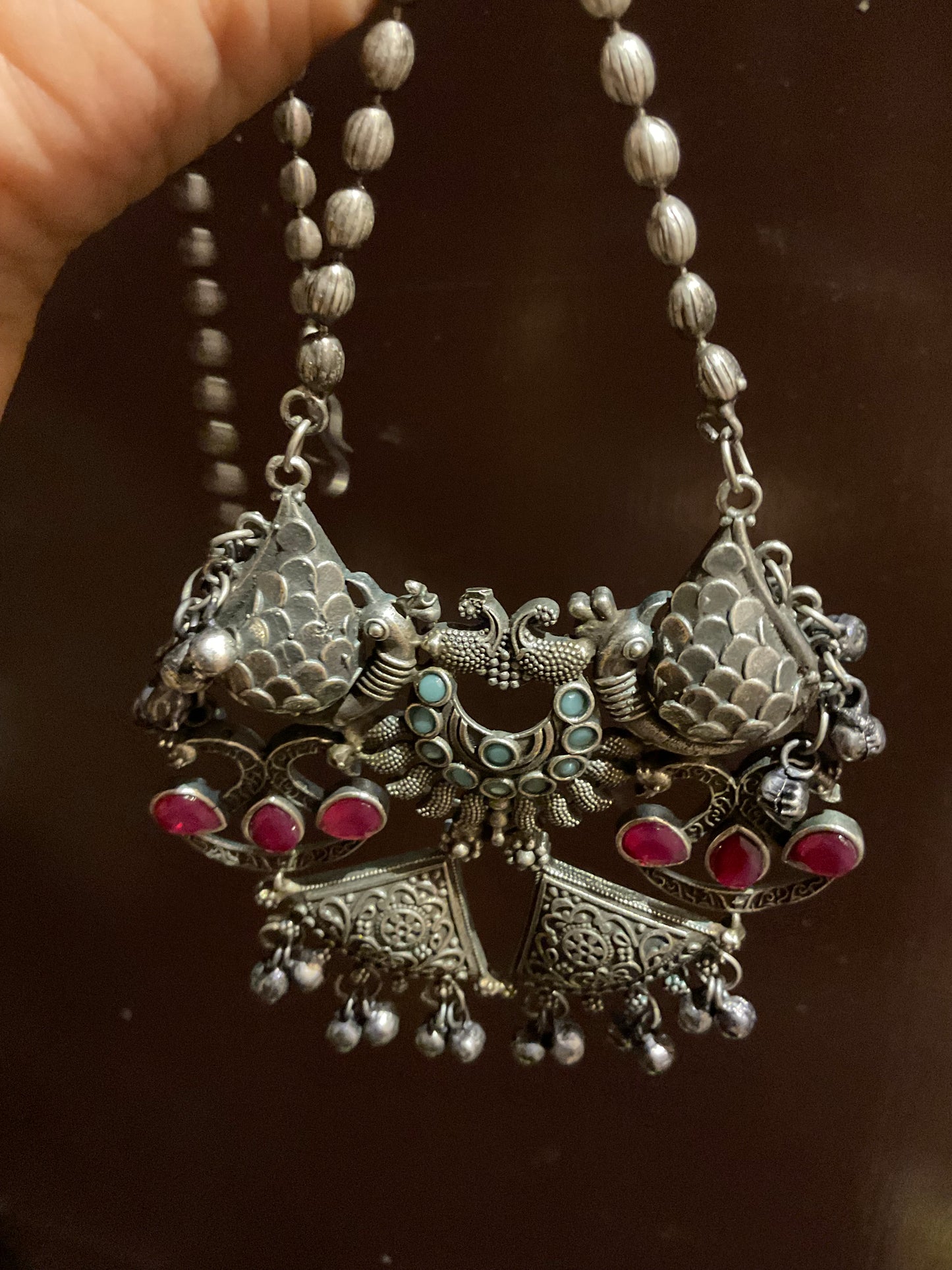 Silver thappa neck piece