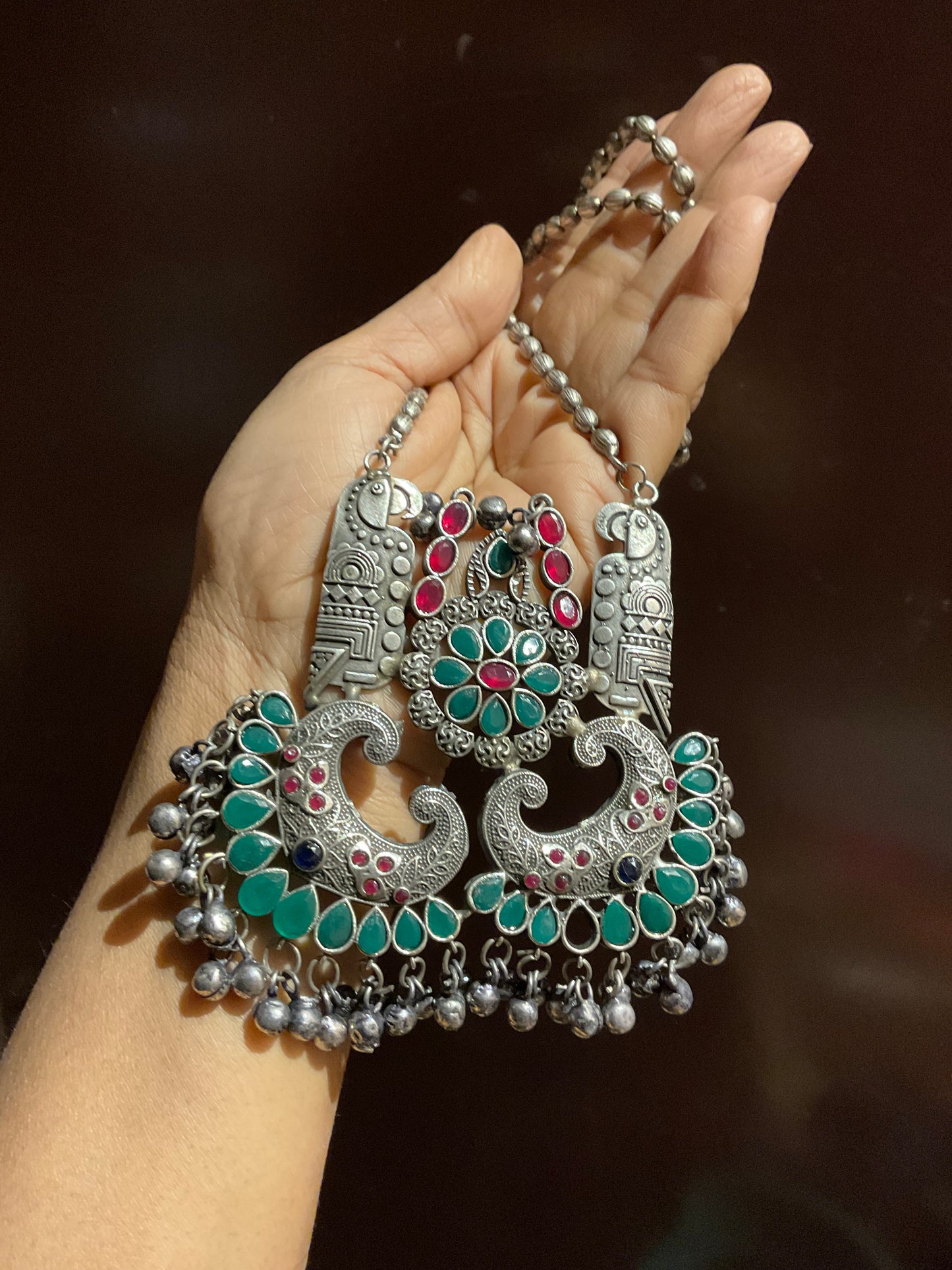 Silver thappa necklace